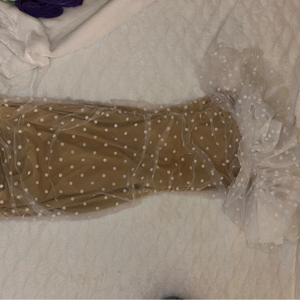 Elegant One Shoulder Polka Dot Dress - Tan - Picture 5 of 7